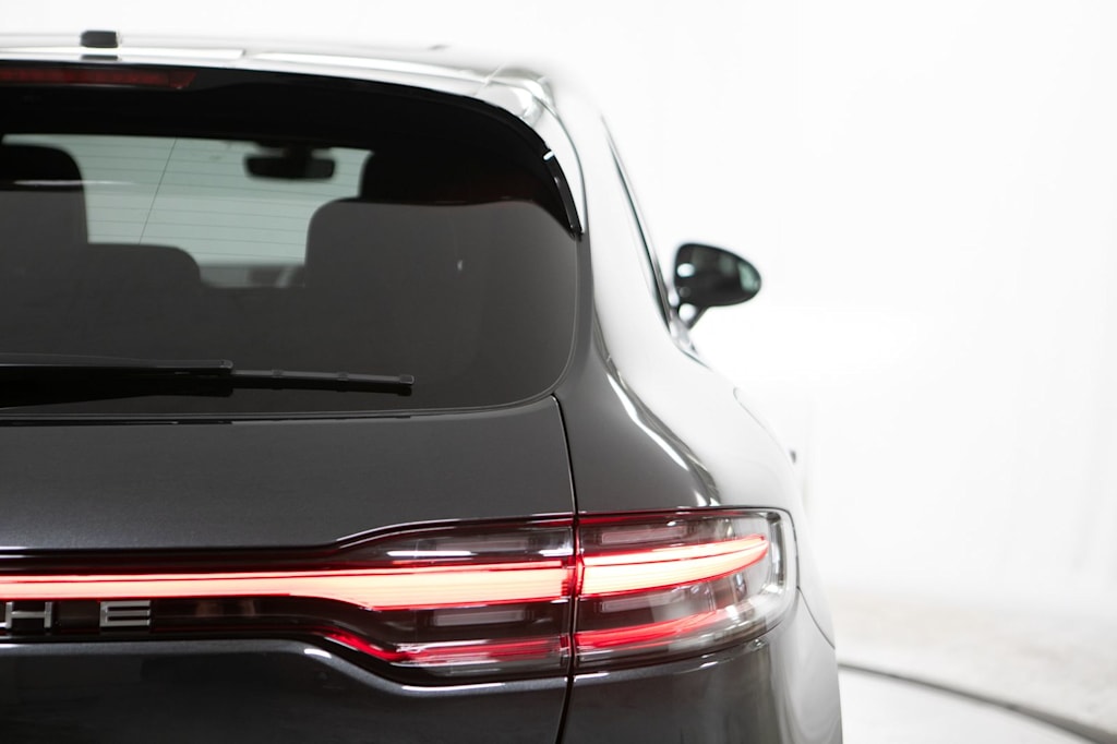 Thumbnail: 2026 Porsche Macan - 24