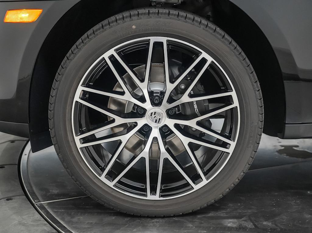 Thumbnail: 2026 Porsche Macan - 8
