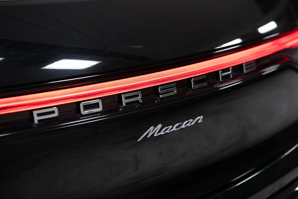 Thumbnail: 2024 Porsche Macan - 34