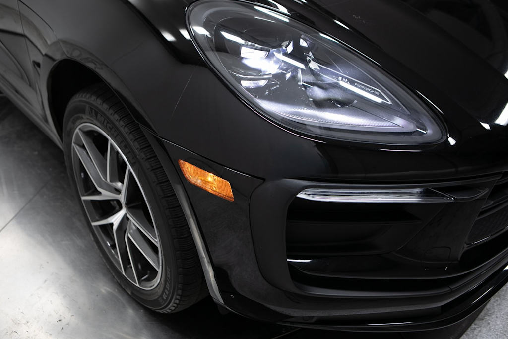 Thumbnail: 2024 Porsche Macan - 4