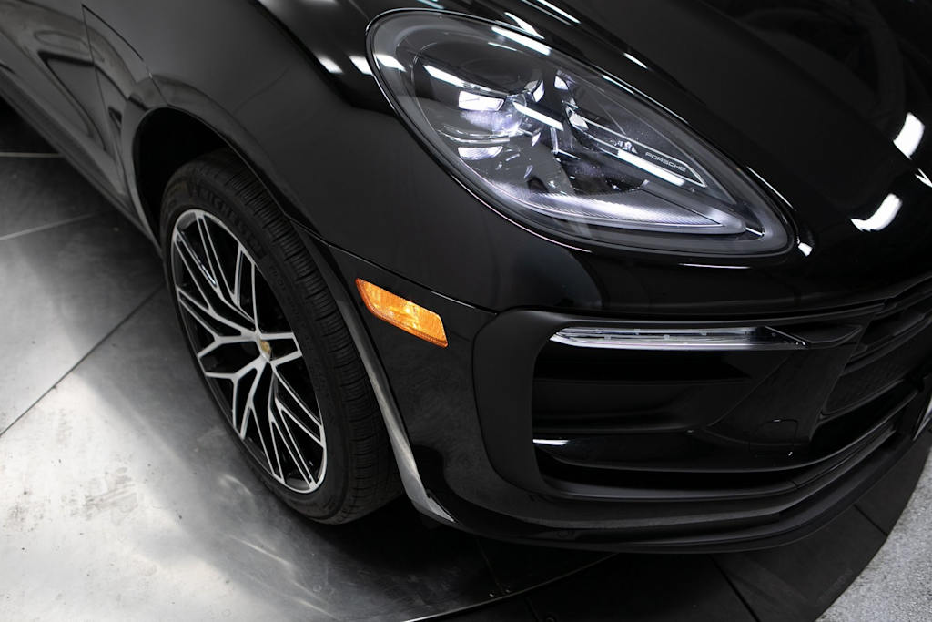 Thumbnail: 2025 Porsche Macan - 5