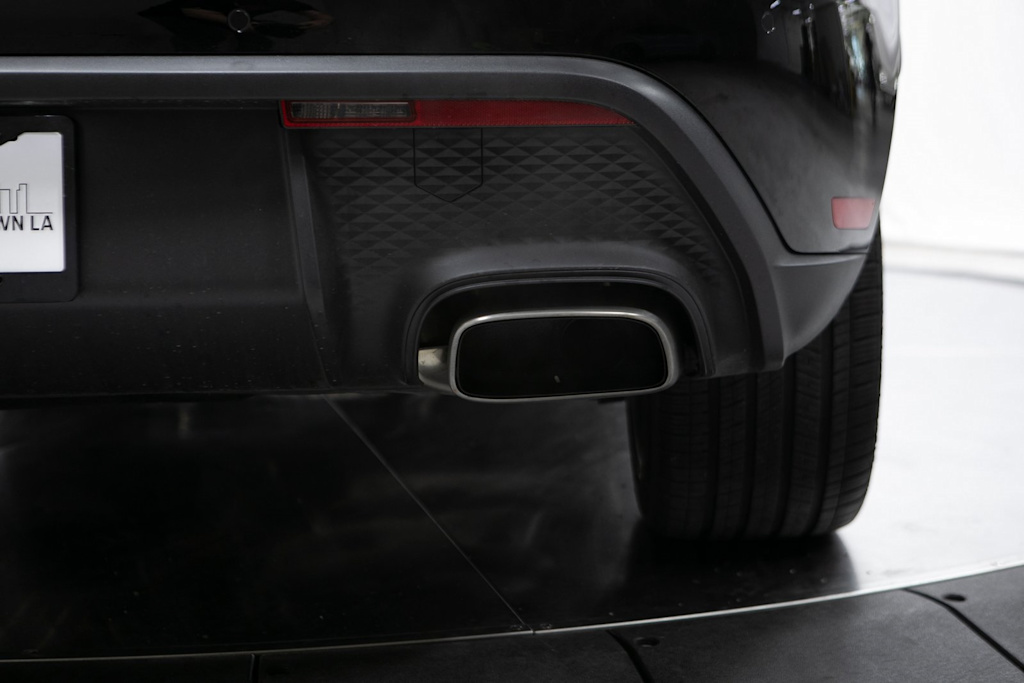 Thumbnail: 2025 Porsche Macan - 37