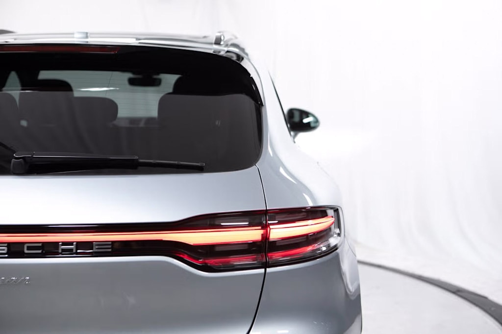 Thumbnail: 2026 Porsche Macan - 24