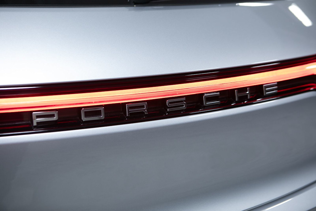 Thumbnail: 2026 Porsche Macan - 24
