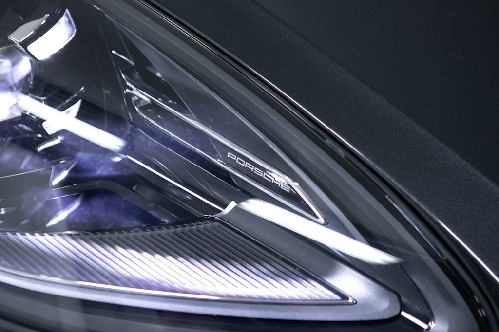 Thumbnail: 2023 Porsche Macan - 13