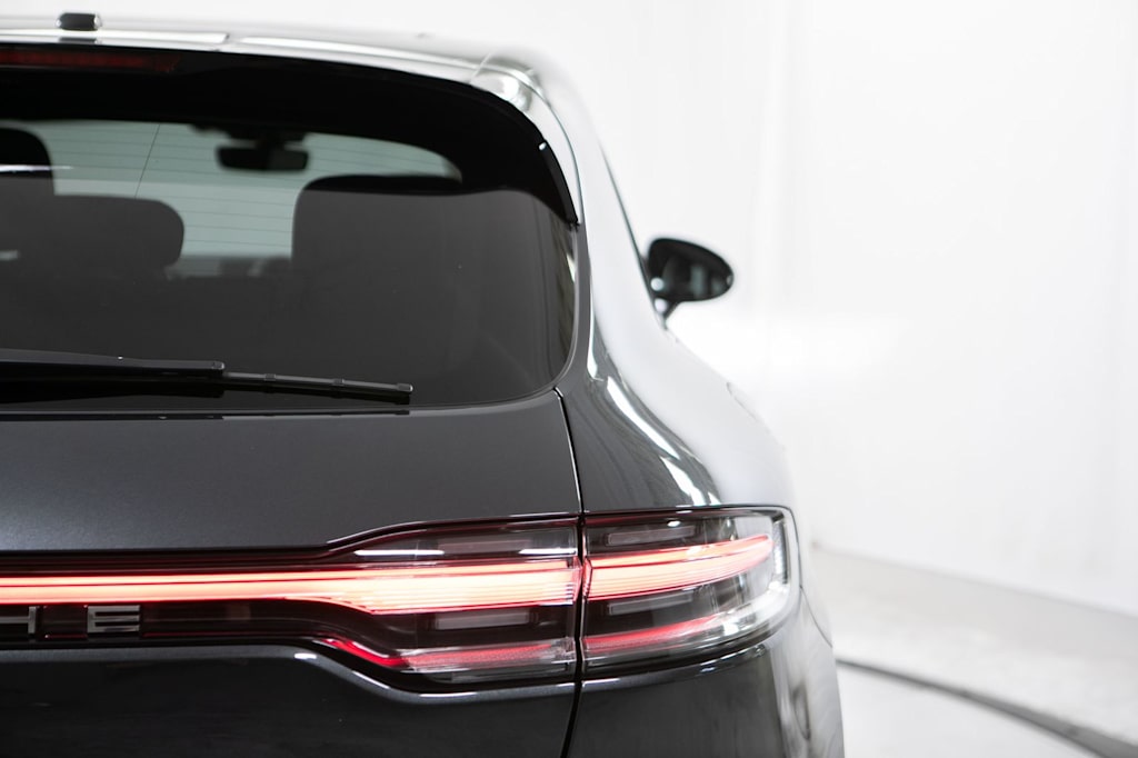 Thumbnail: 2023 Porsche Macan - 24