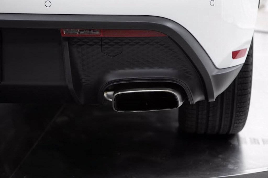 Thumbnail: 2025 Porsche Macan - 35