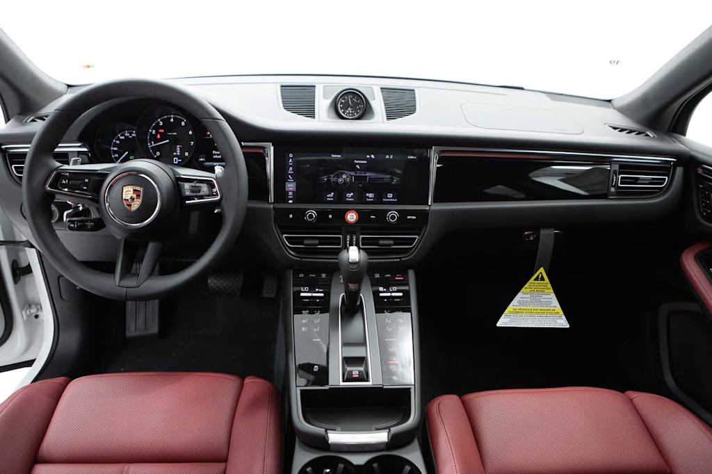 Thumbnail: 2025 Porsche Macan - 8