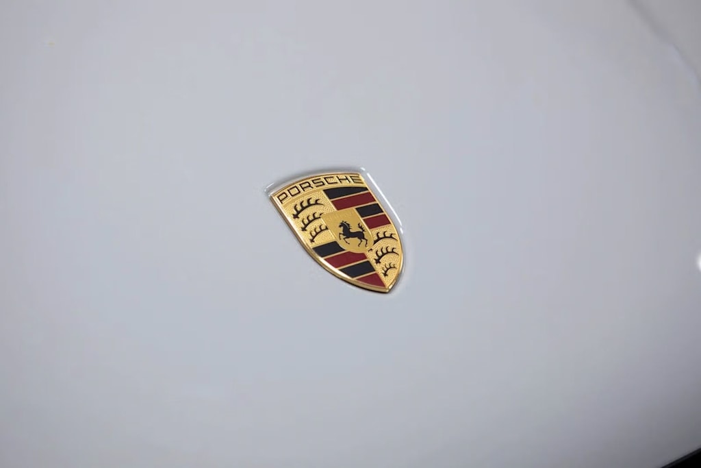 Thumbnail: 2026 Porsche Macan - 6