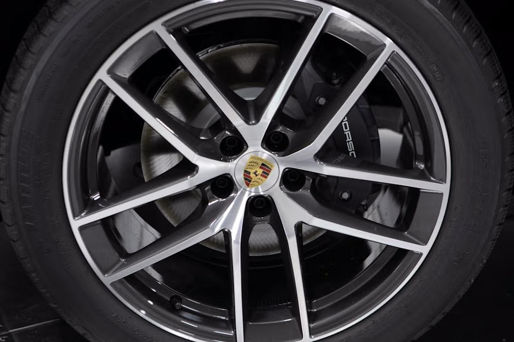 Thumbnail: 2026 Porsche Macan - 6