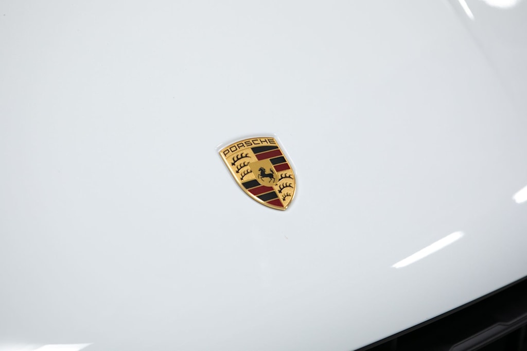 Thumbnail: 2026 Porsche Macan - 4