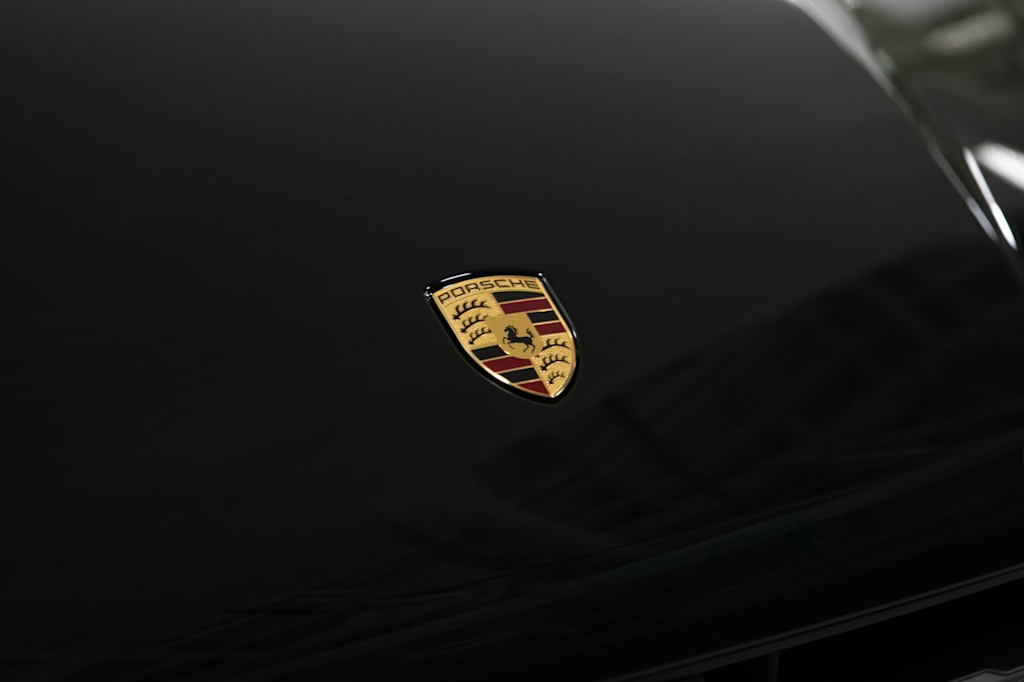 Thumbnail: 2026 Porsche Macan - 22