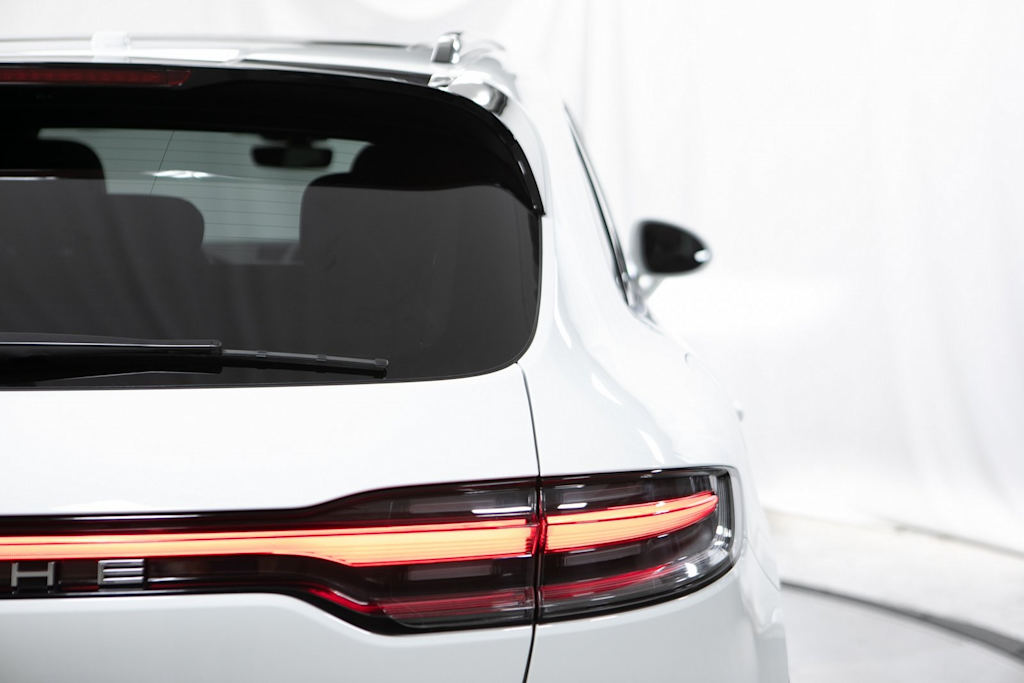 Thumbnail: 2024 Porsche Macan - 37