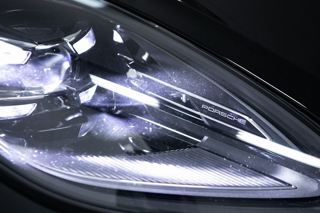 Thumbnail: 2025 Porsche Macan - 33