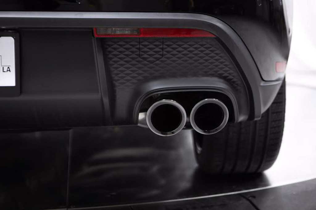 Thumbnail: 2026 Porsche Macan - 25