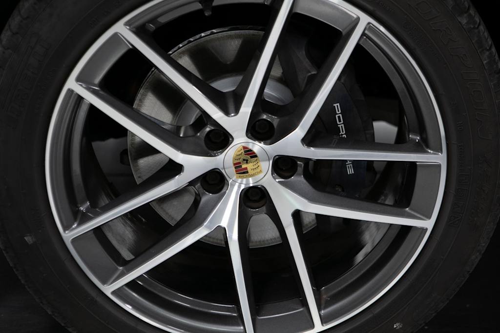 Thumbnail: 2023 Porsche Macan - 8