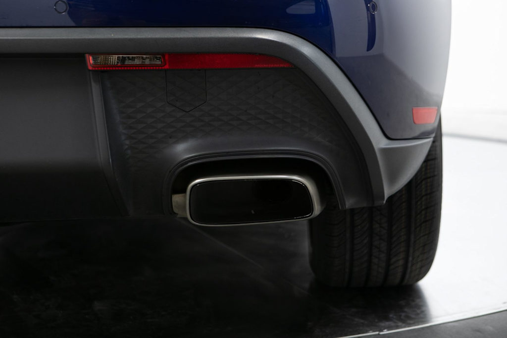 Thumbnail: 2023 Porsche Macan - 37