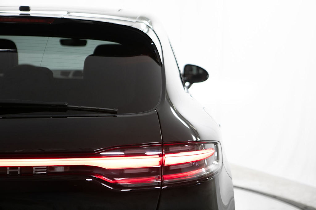 Thumbnail: 2024 Porsche Macan - 25