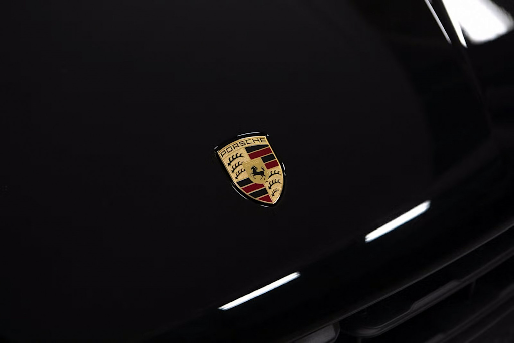 Thumbnail: 2025 Porsche Macan - 31