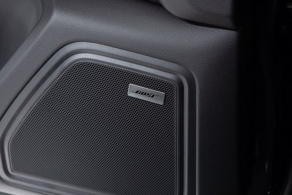 Thumbnail: 2026 Porsche Macan - 28