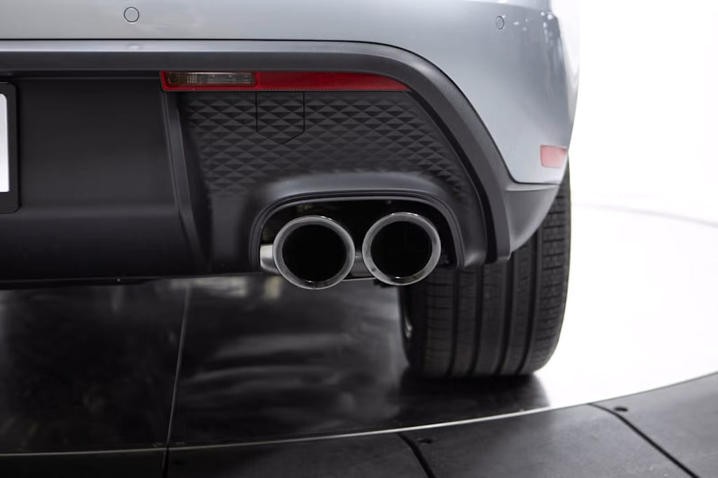 Thumbnail: 2026 Porsche Macan - 24