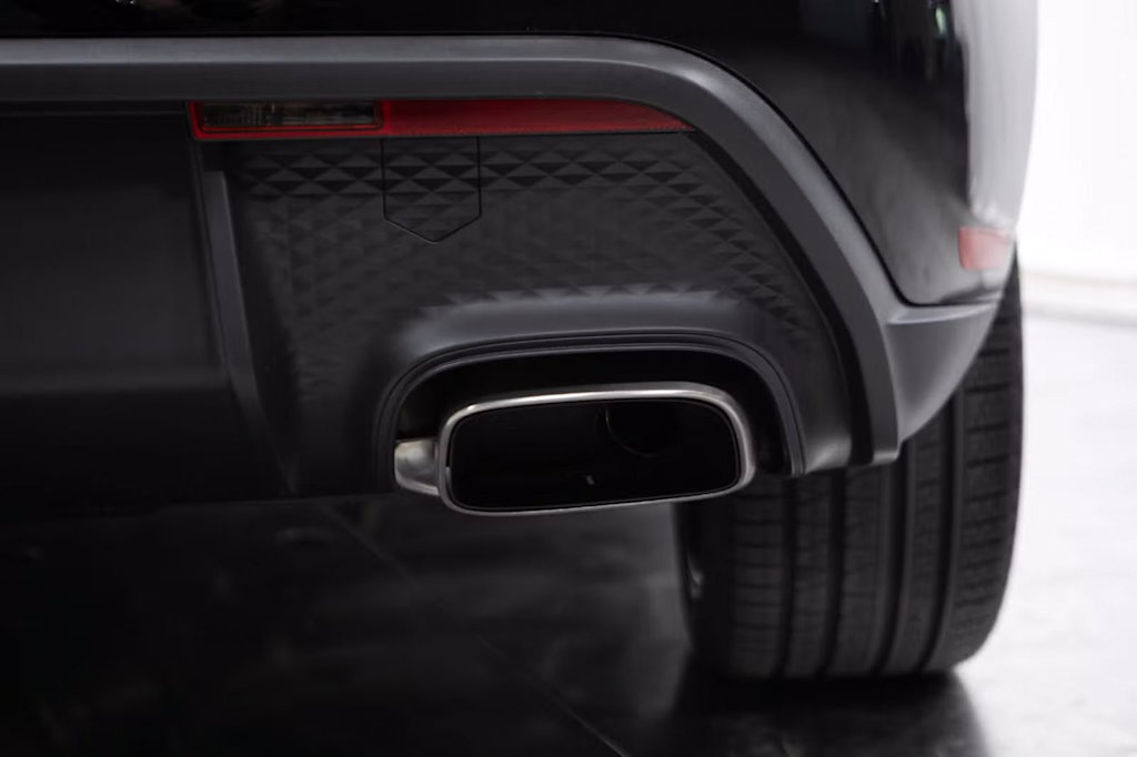 Thumbnail: 2026 Porsche Macan - 24
