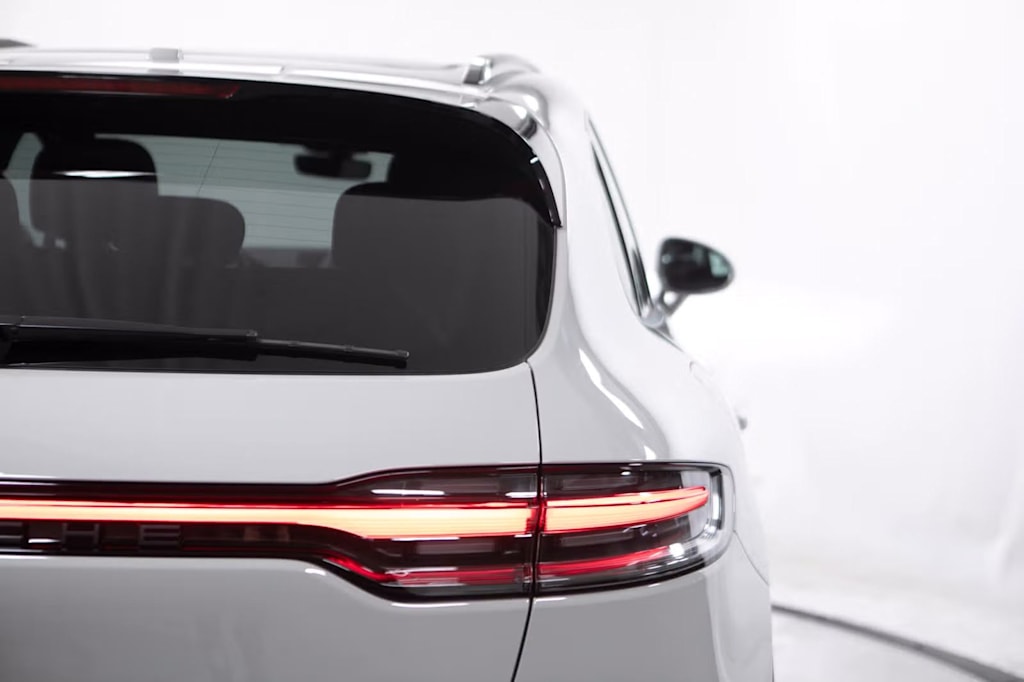 Thumbnail: 2026 Porsche Macan - 26