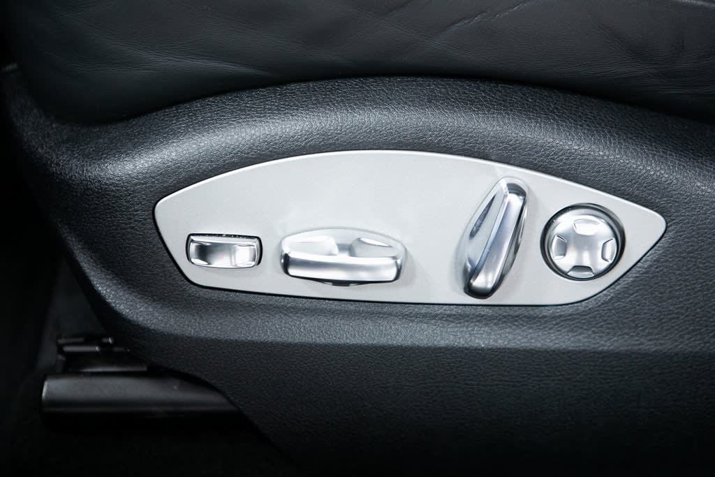 Thumbnail: 2022 Porsche Macan - 20