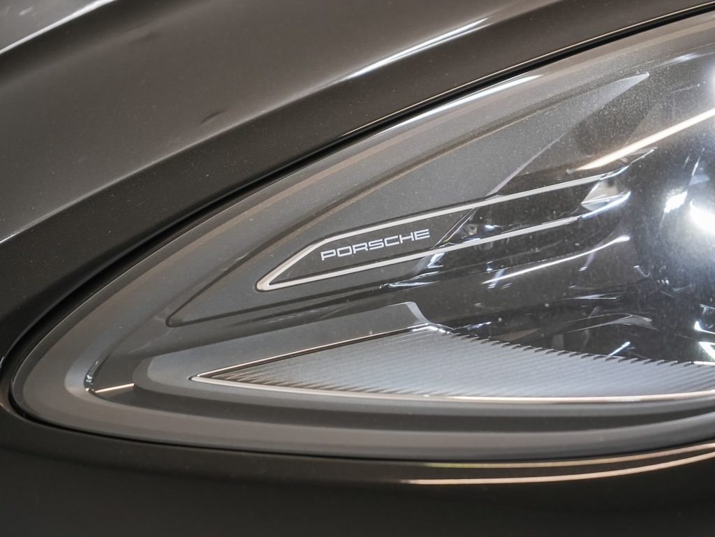 Thumbnail: 2023 Porsche Macan - 26