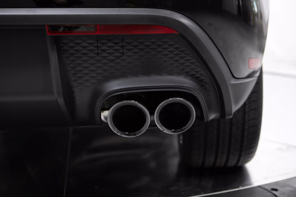 Thumbnail: 2026 Porsche Macan - 24