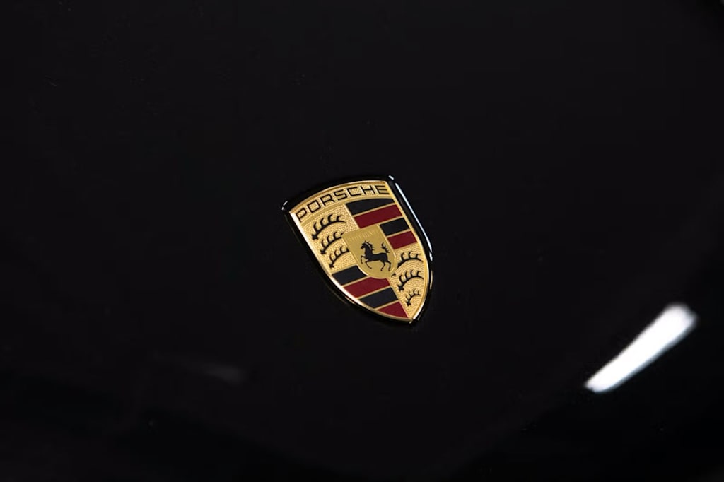 Thumbnail: 2026 Porsche Macan - 21