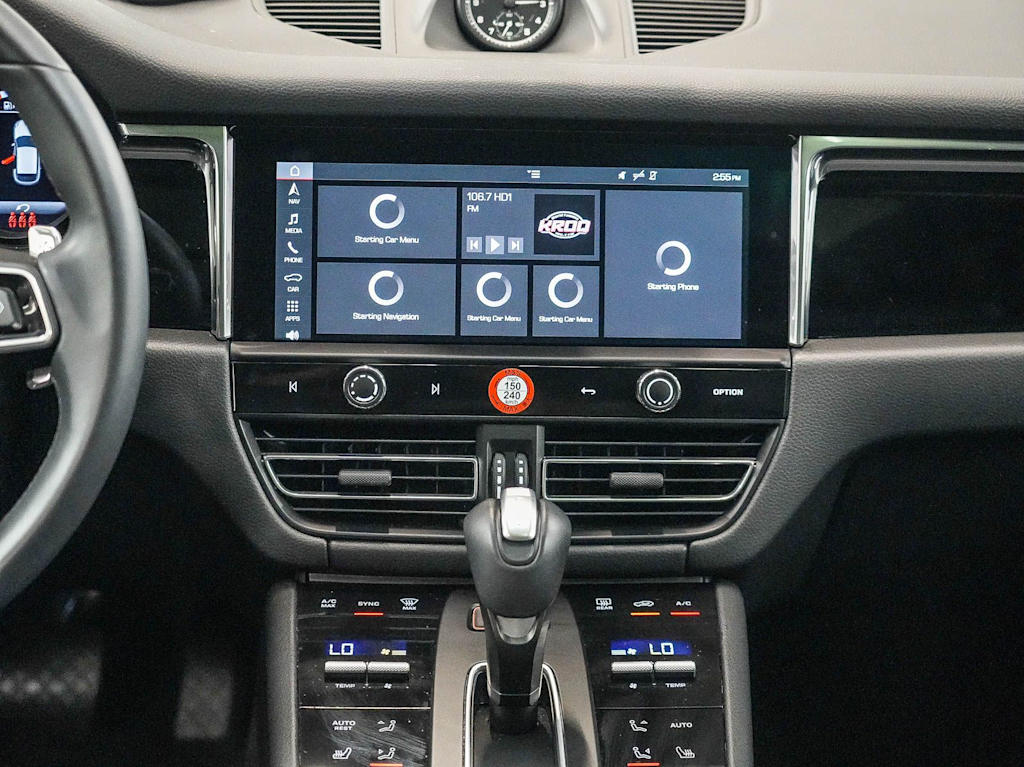 Thumbnail: 2026 Porsche Macan - 12