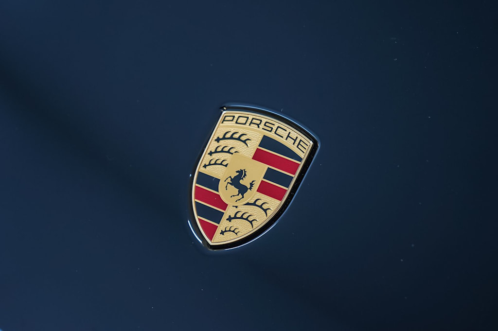 Thumbnail: 2026 Porsche Macan - 6