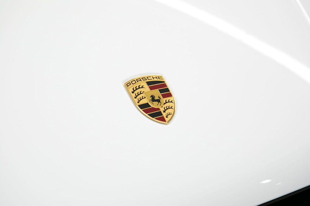 Thumbnail: 2026 Porsche Macan - 21