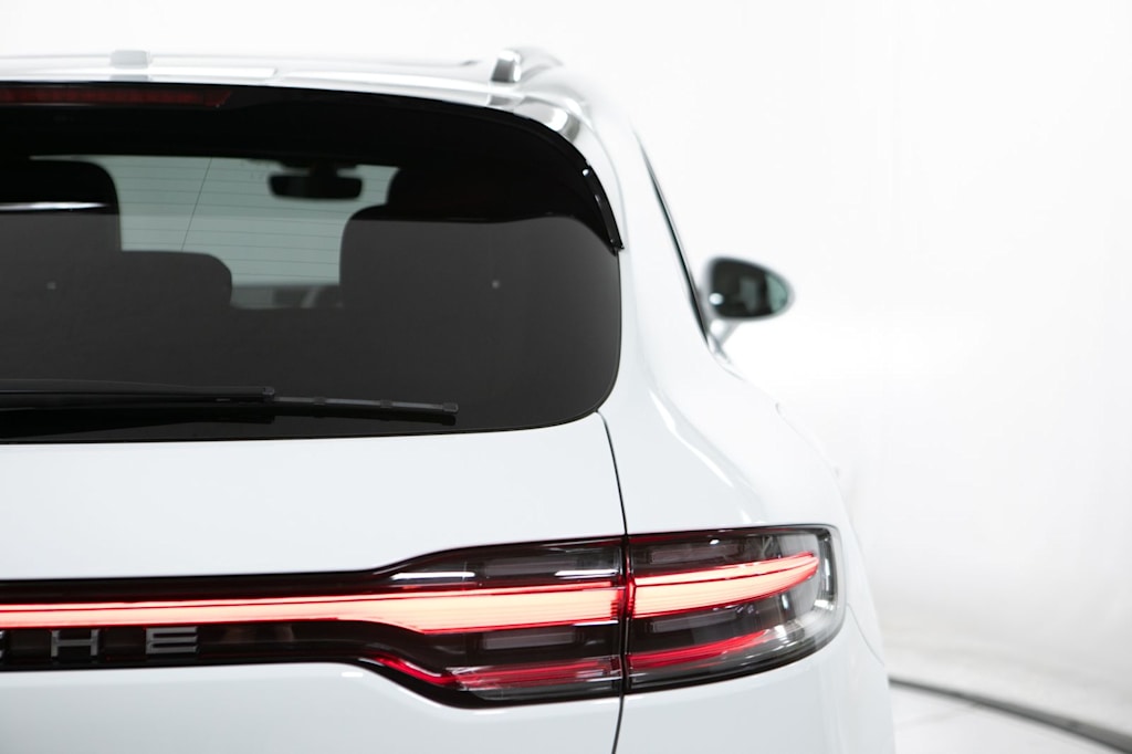 Thumbnail: 2026 Porsche Macan - 24