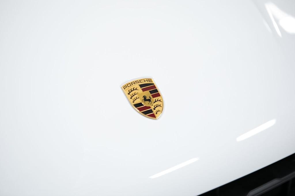 Thumbnail: 2026 Porsche Macan - 4