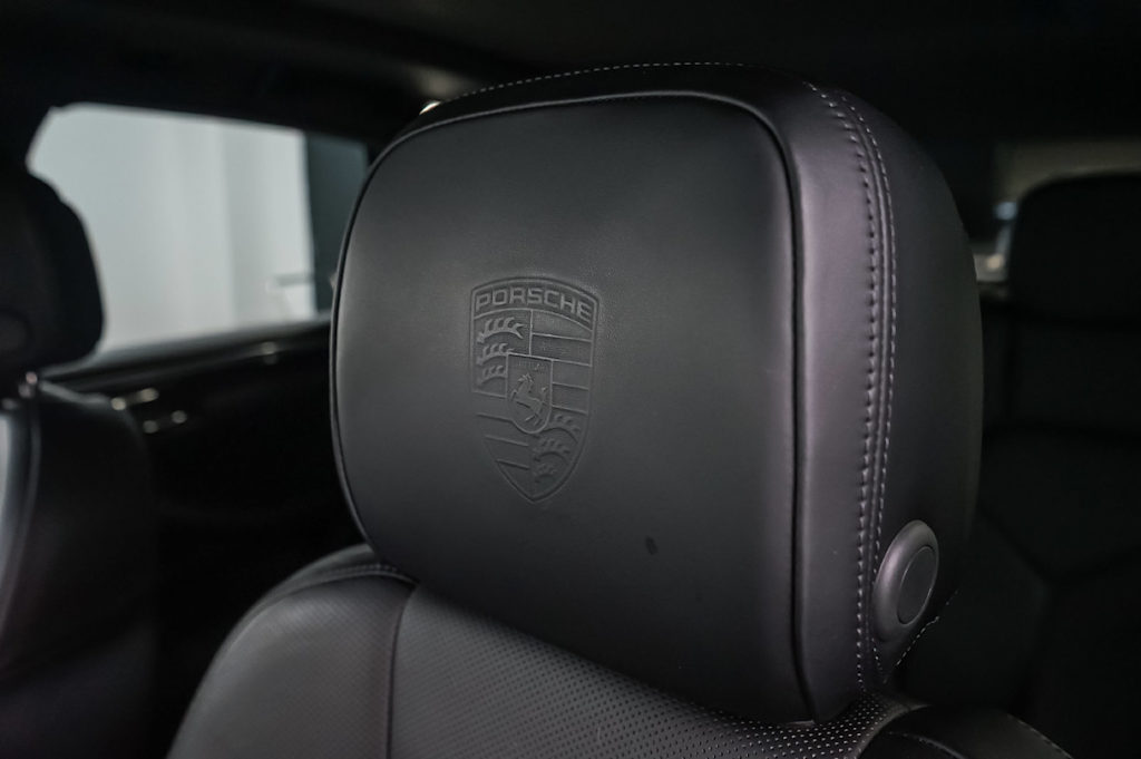 Thumbnail: 2025 Porsche Macan - 33