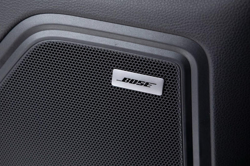 Thumbnail: 2026 Porsche Macan - 14