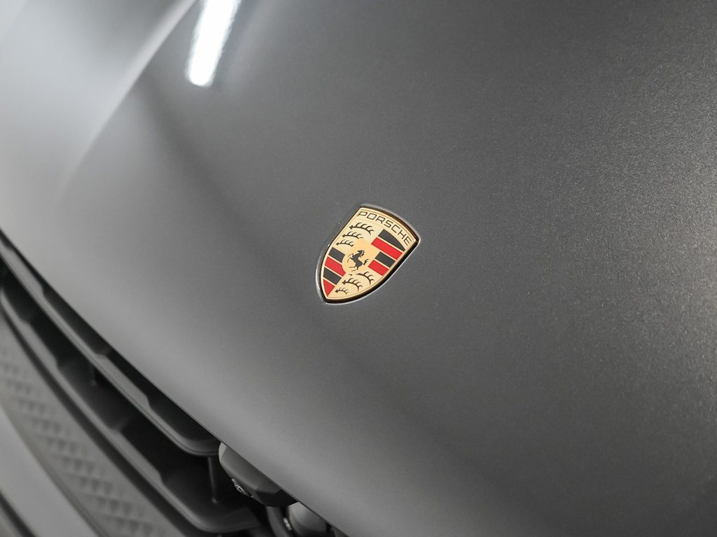 Thumbnail: 2026 Porsche Macan - 7