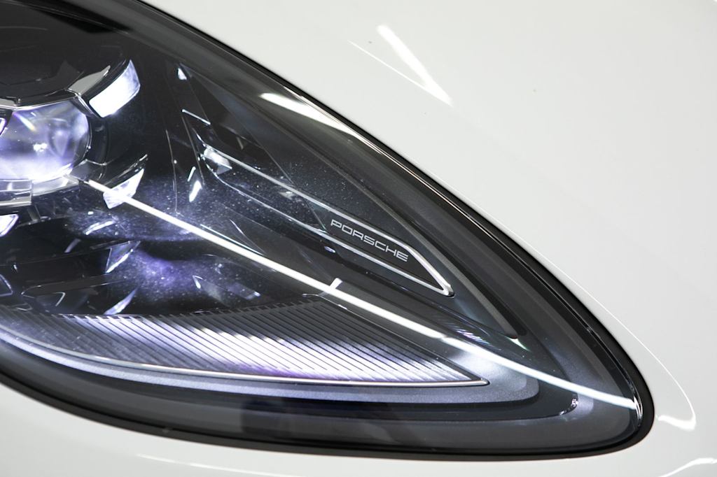Thumbnail: 2023 Porsche Macan - 20