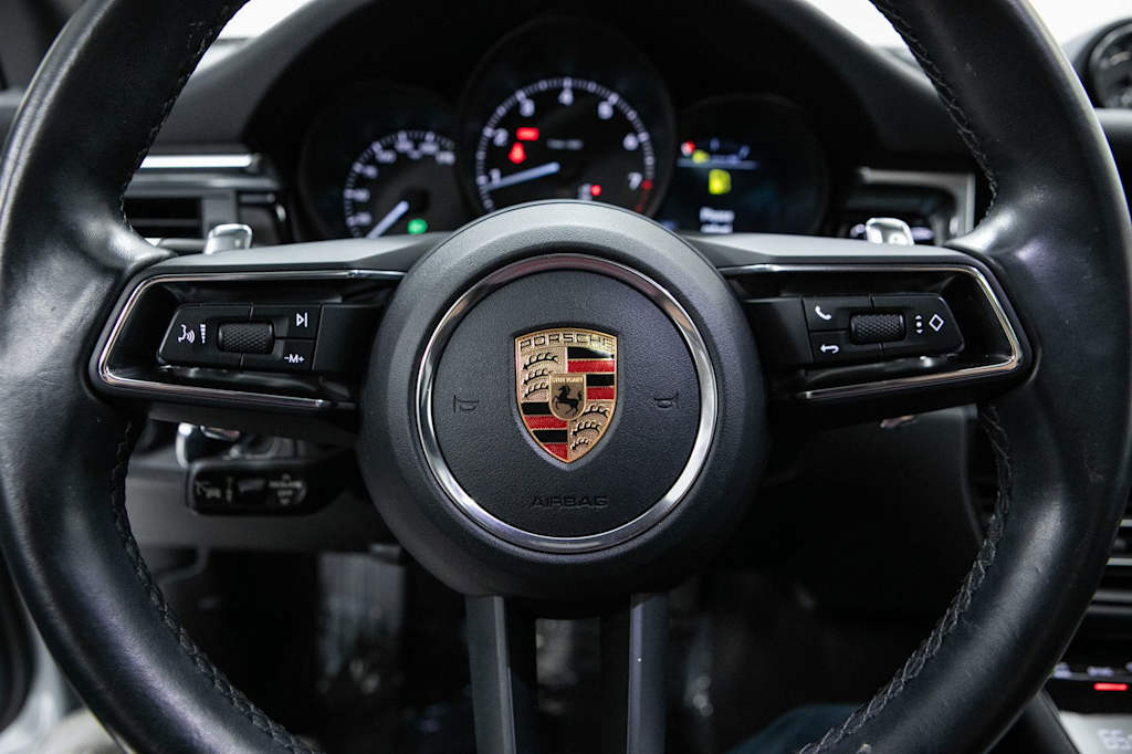 Thumbnail: 2024 Porsche Macan - 19