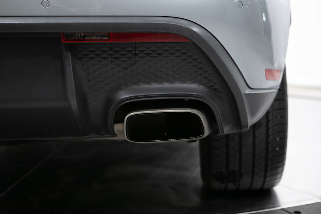 Thumbnail: 2024 Porsche Macan - 24
