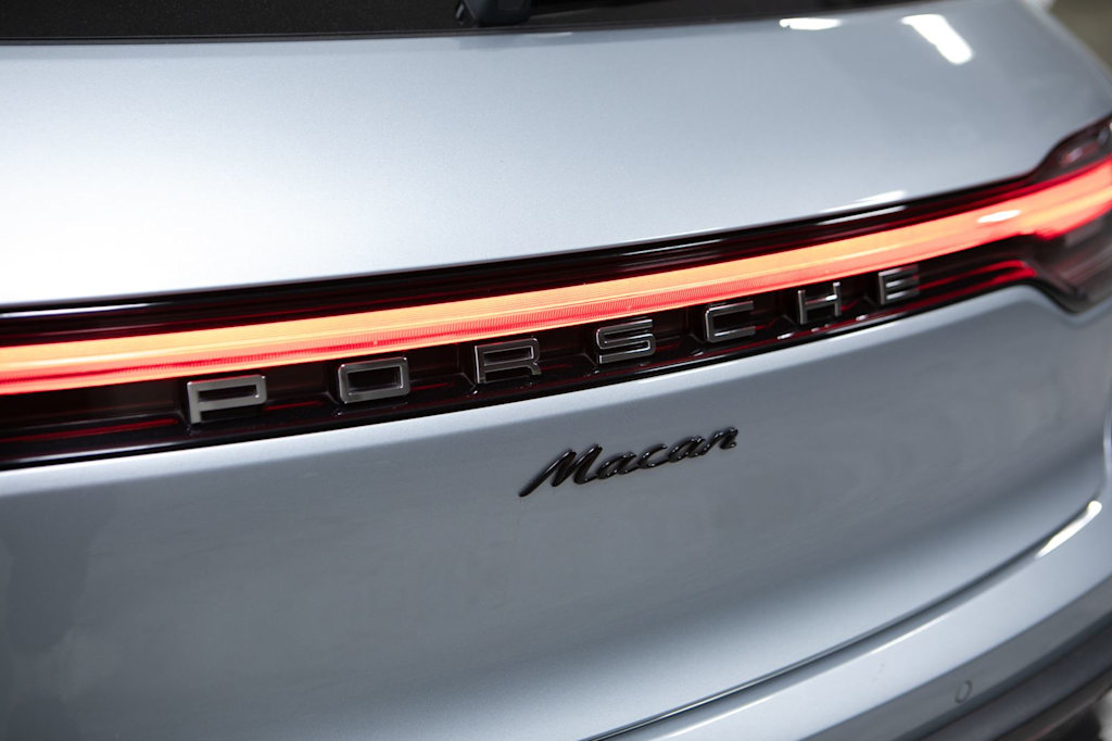 Thumbnail: 2024 Porsche Macan - 23