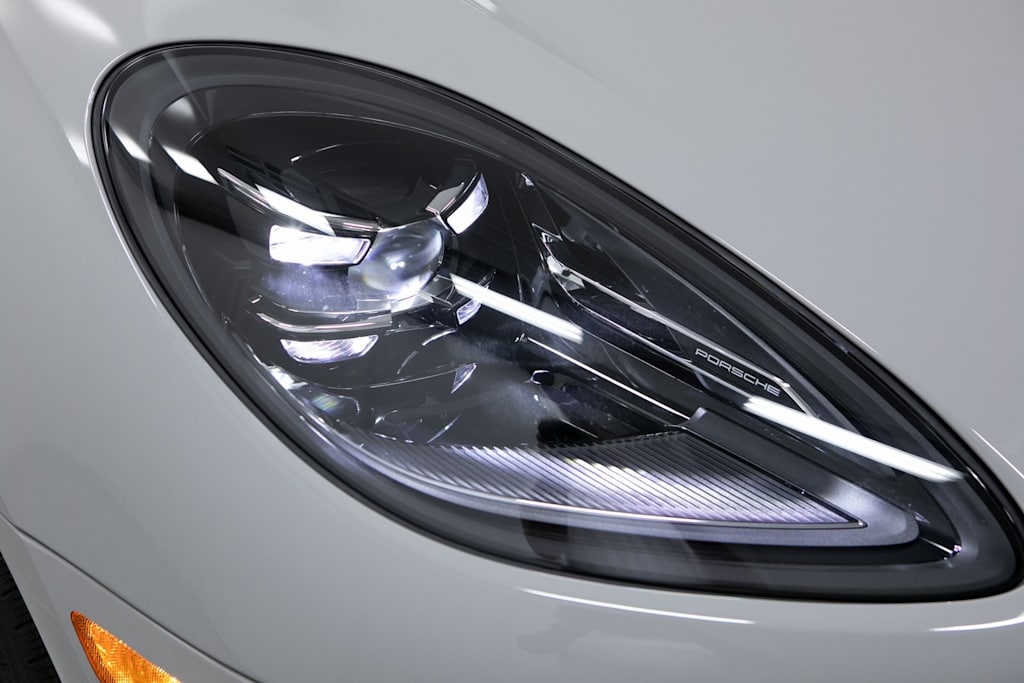 Thumbnail: 2026 Porsche Macan - 34