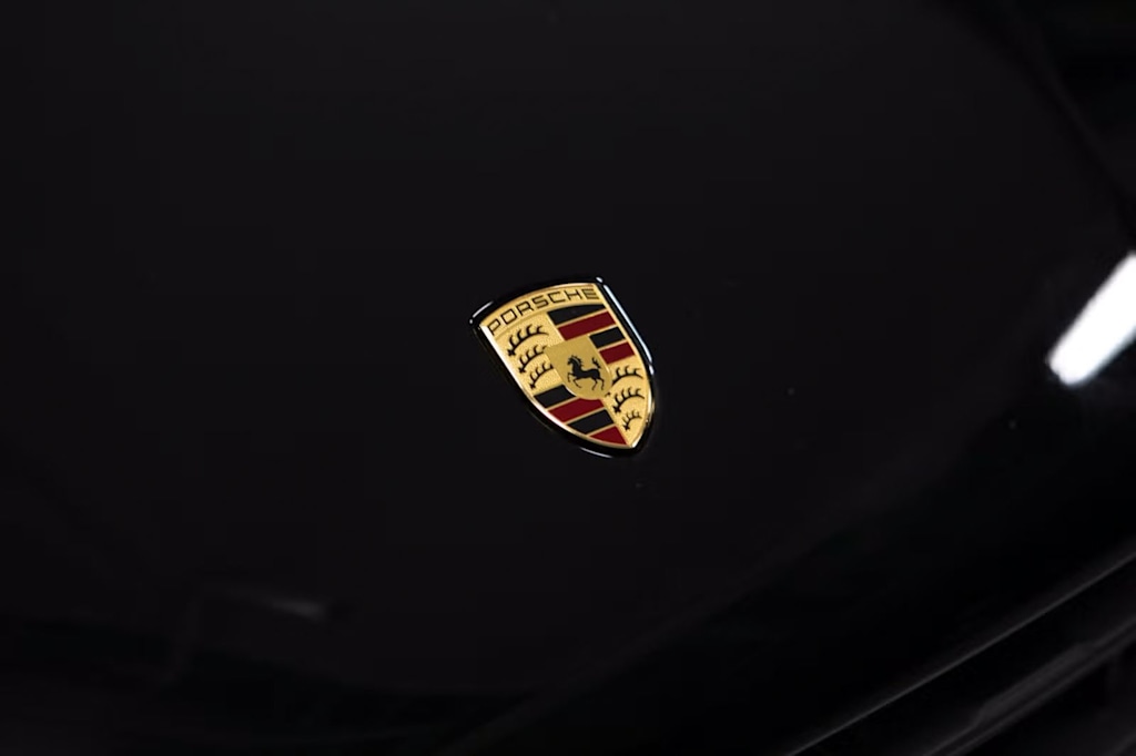 Thumbnail: 2026 Porsche Macan - 19