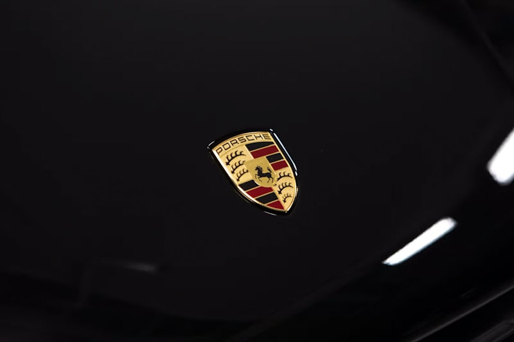 Thumbnail: 2026 Porsche Macan - 20