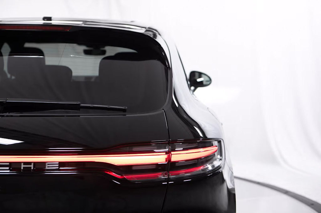 Thumbnail: 2026 Porsche Macan - 24