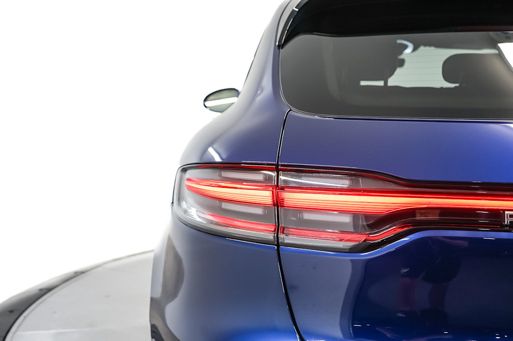 Thumbnail: 2026 Porsche Macan - 23