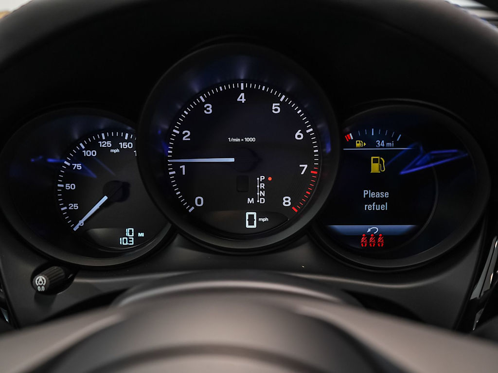 Thumbnail: 2026 Porsche Macan - 15
