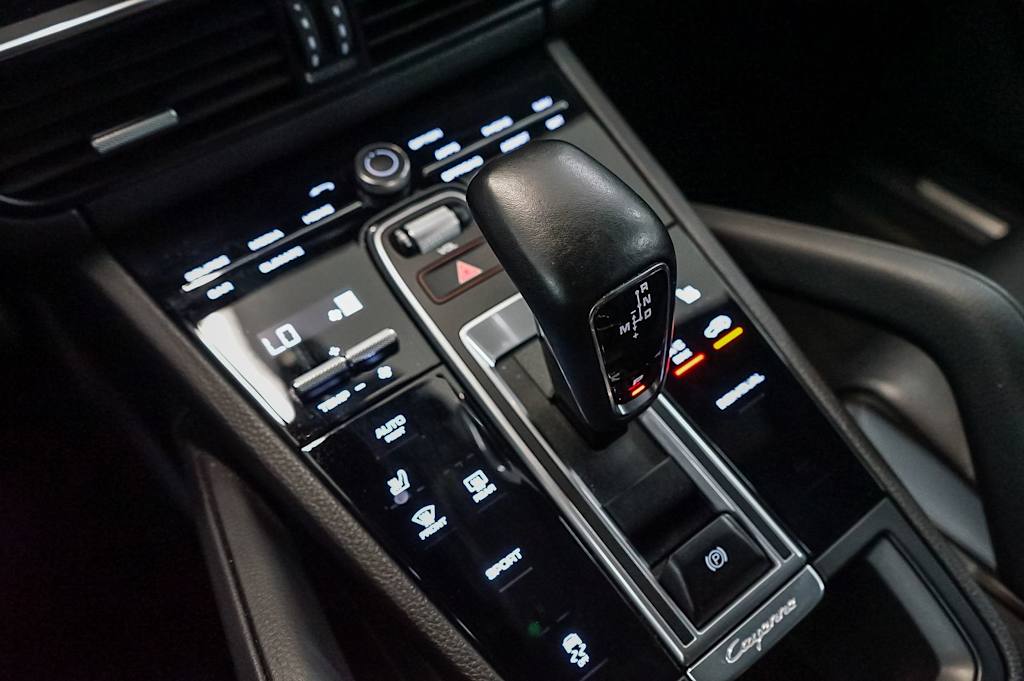 Thumbnail: 2023 Porsche Cayenne - 17